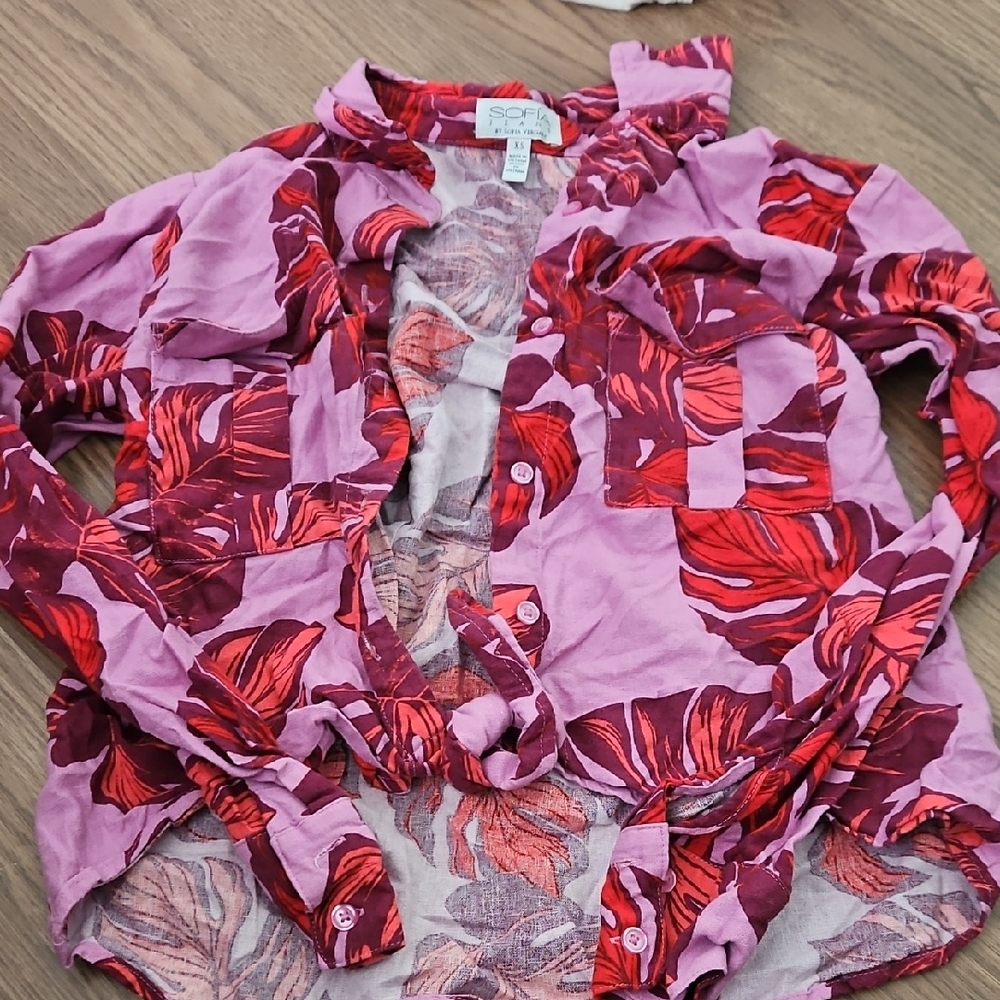 Sofia by Sofia Vergara Pink and Red Button Down Shirt